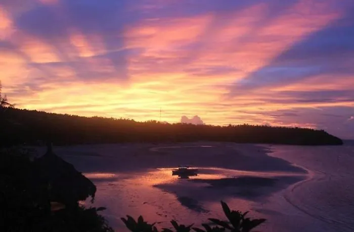 Bay Garden And 3* Santiago (Camotes Islands)