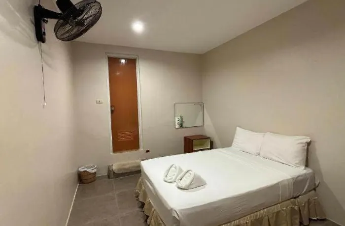 Bay Garden And 3* Santiago (Camotes Islands)